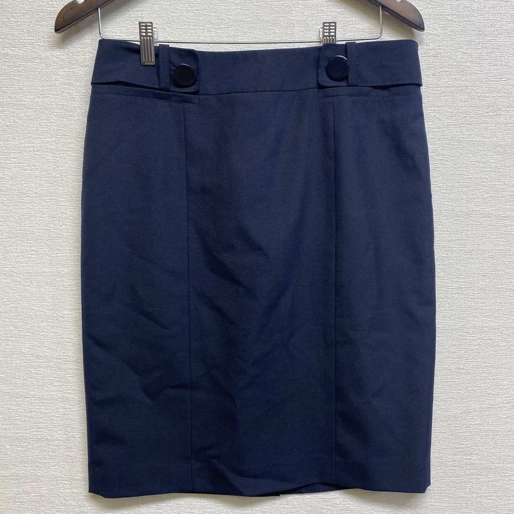 Ann Taylor Navy Knee Length‎ A-Line Skirt with Buttons Size 6
